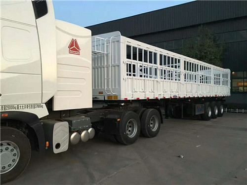 倉柵式半掛車 倉柵式半掛車